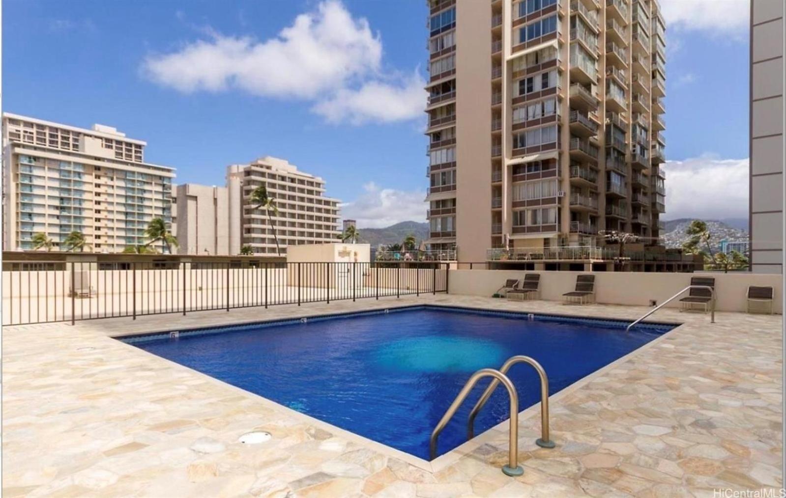 Serene Waikiki Skytower 1-bedroom Apartment *