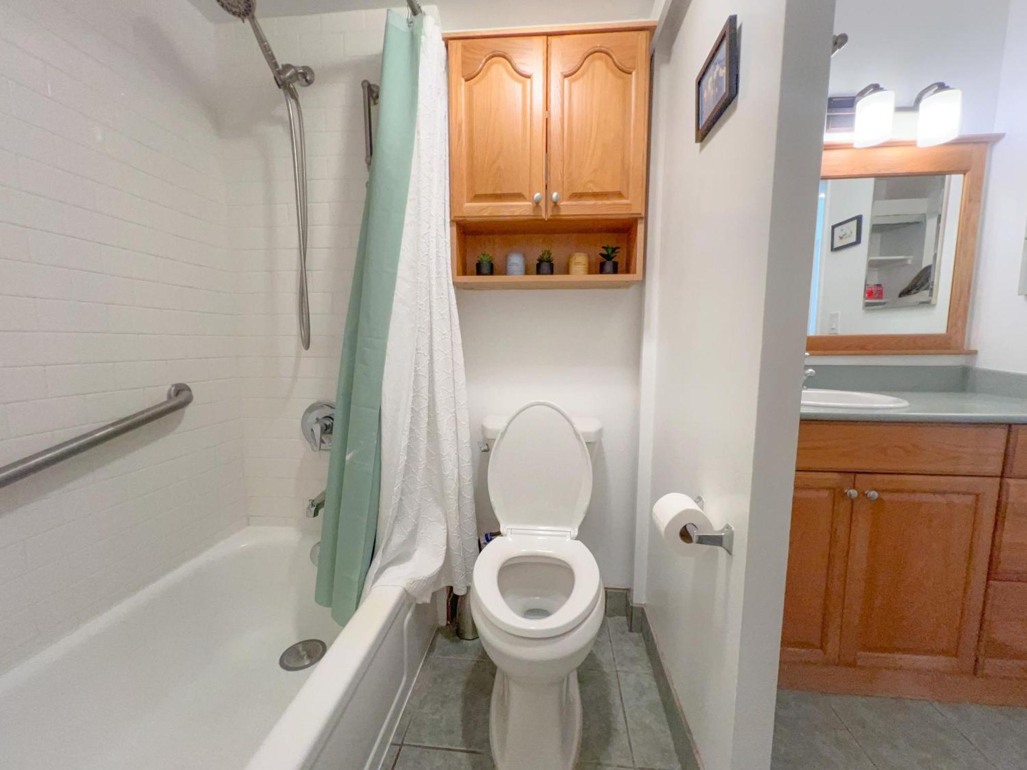 Serene Waikiki Skytower 1-bedroom Apartment *