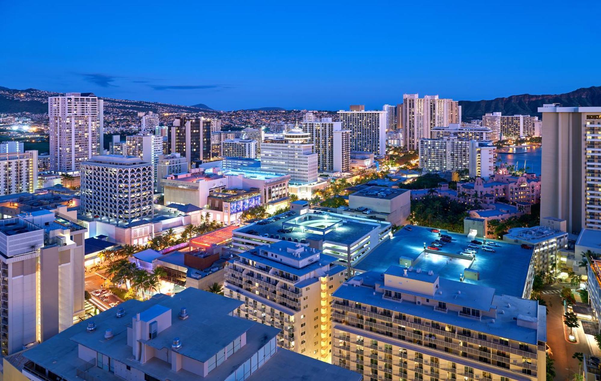 Serene Waikiki Skytower 1-bedroom